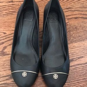 Tory Burch Black wedge size 8